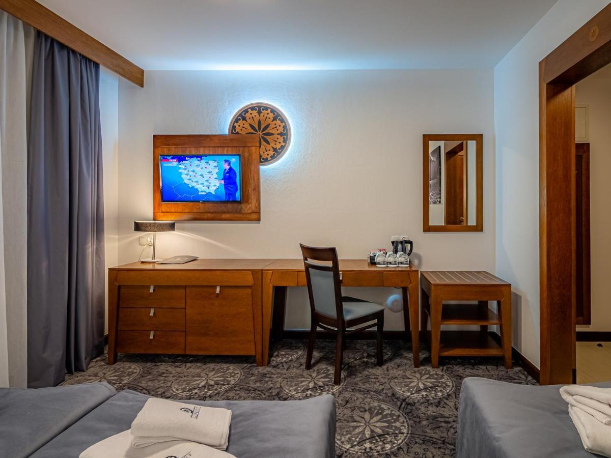 Kasprowy Hotel Мурзасичле Екстериор снимка