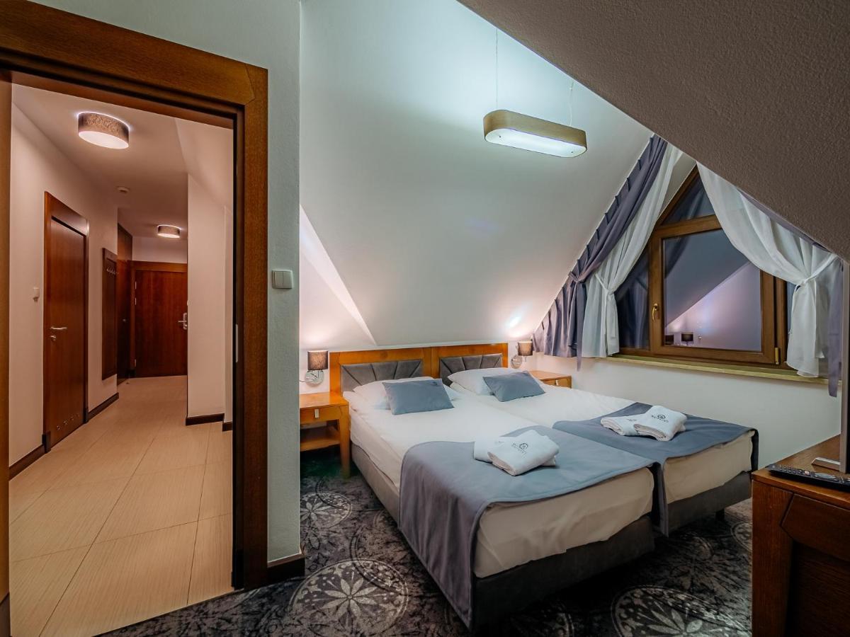 Kasprowy Hotel Мурзасичле Екстериор снимка