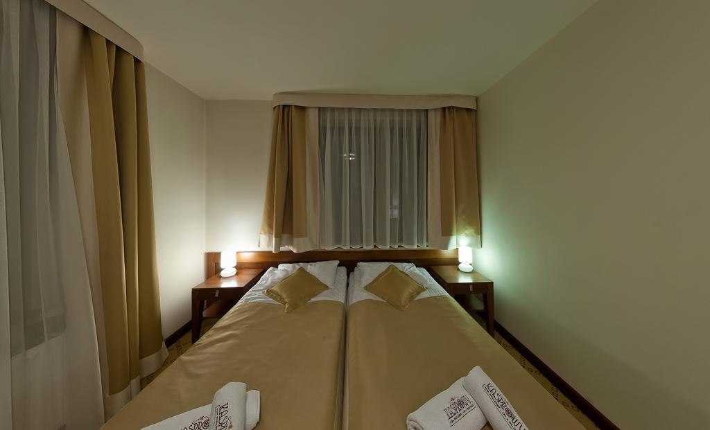 Kasprowy Hotel Мурзасичле Екстериор снимка