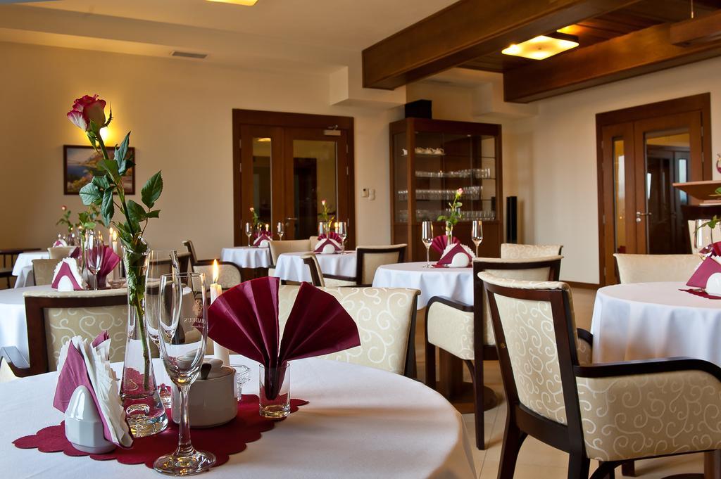 Kasprowy Hotel Мурзасичле Екстериор снимка