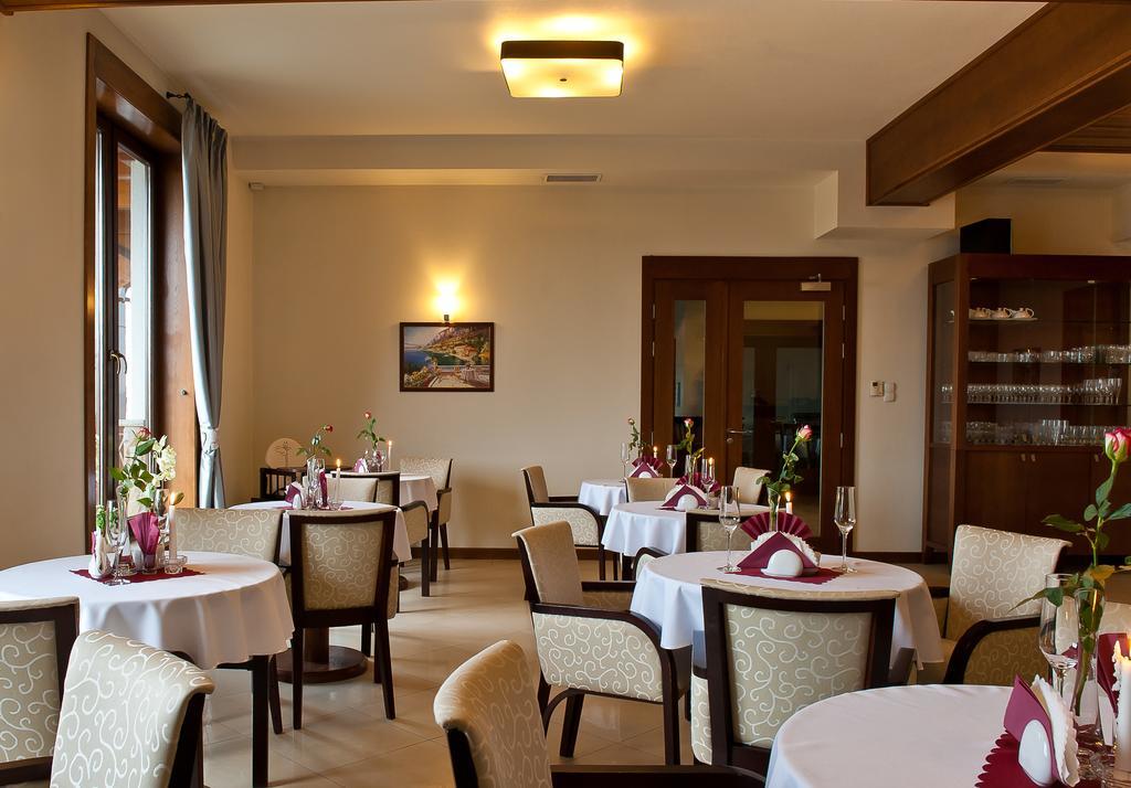 Kasprowy Hotel Мурзасичле Екстериор снимка