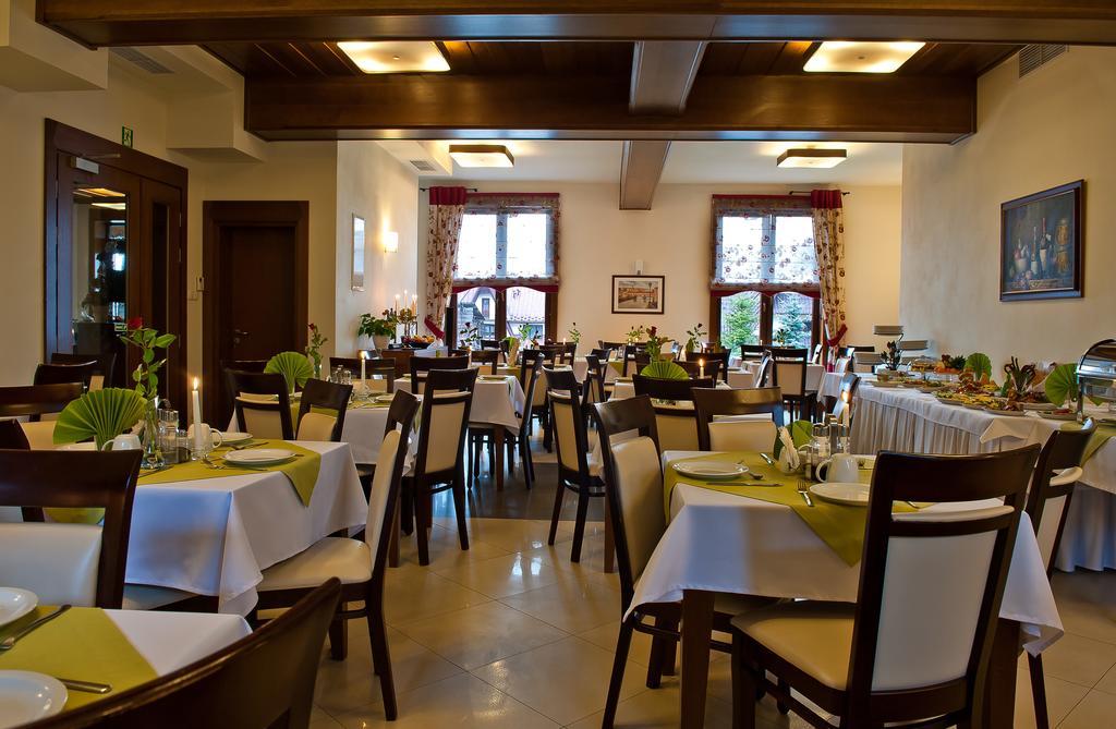 Kasprowy Hotel Мурзасичле Екстериор снимка