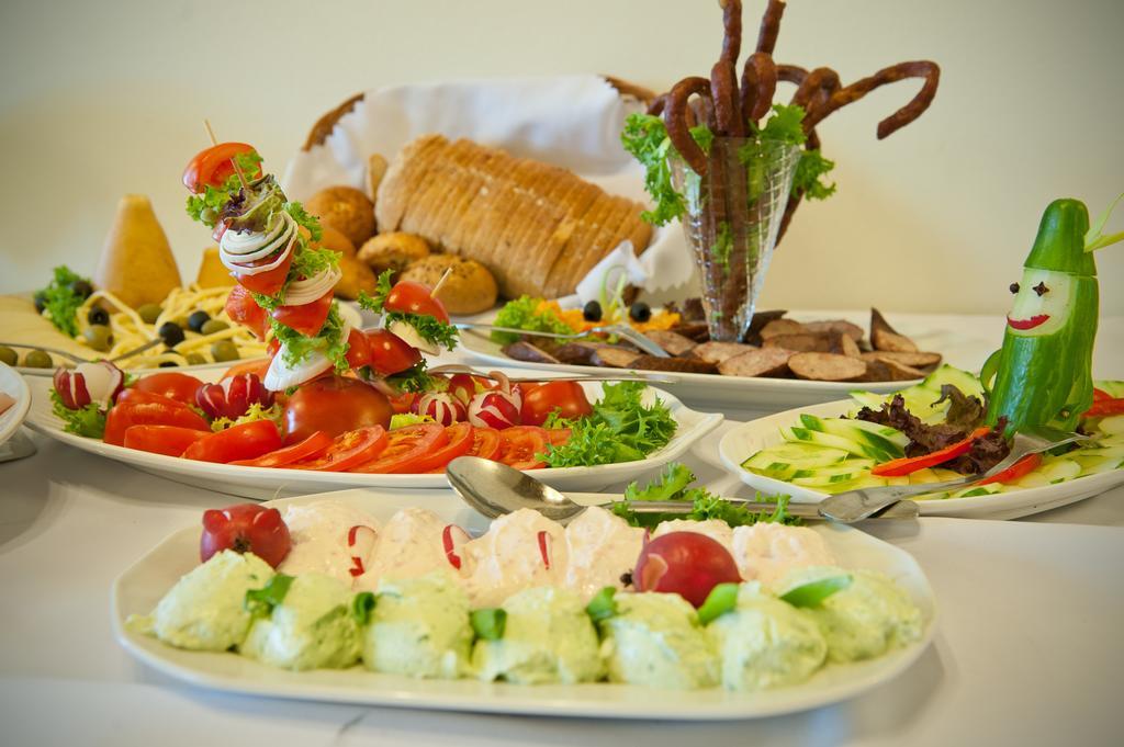 Kasprowy Hotel Мурзасичле Екстериор снимка
